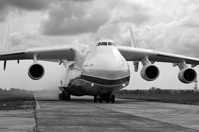 Antonov - Black & White